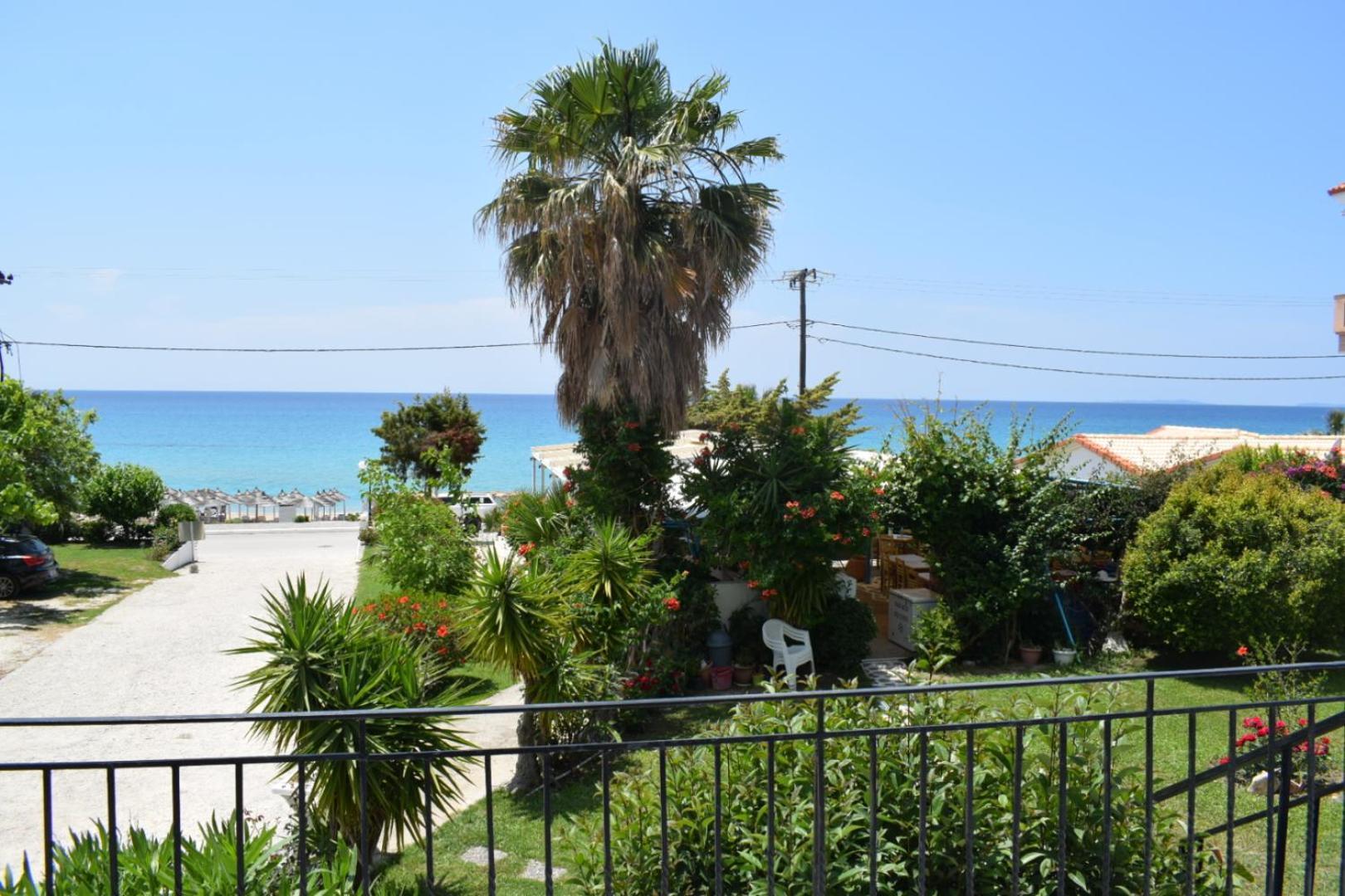 Mirto Beach Hotel & Restaurant Paralia Vrachou Exterior photo