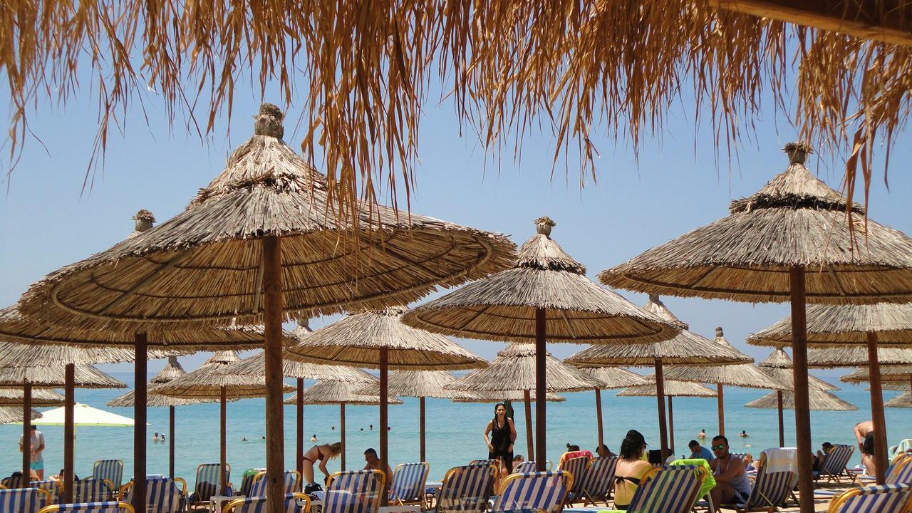Mirto Beach Hotel & Restaurant Paralia Vrachou Exterior photo